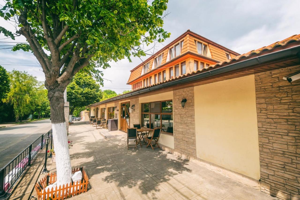Hotel Amurg เอโฟรีเอซูด ภายนอก รูปภาพ